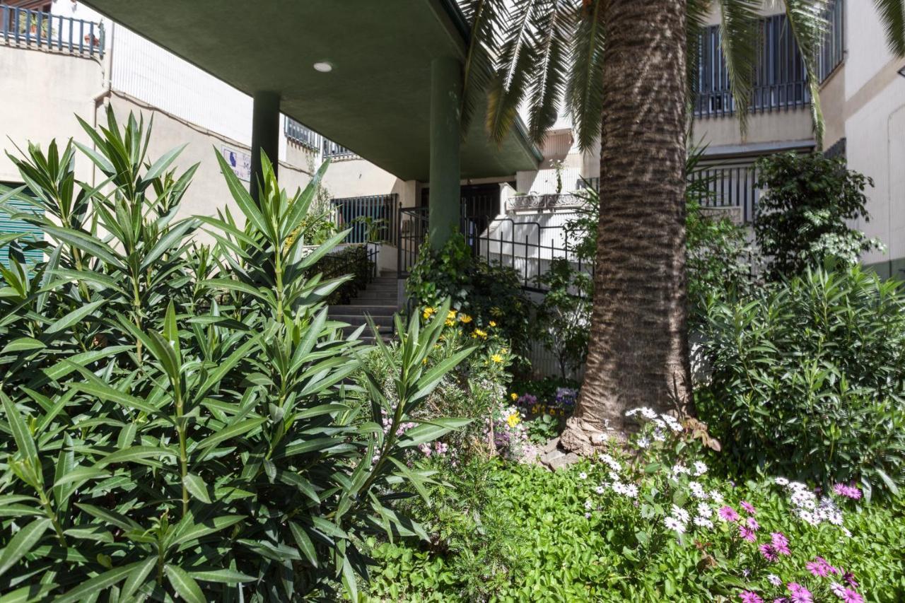 Arabial Deluxe III Lägenhet Granada Exteriör bild